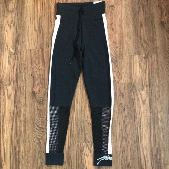 VS PINK Yoga Campus Leggings - Picture 2 of 8